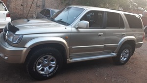 Mientras estaba de guardia, le robaron la camioneta a una enfermera - Unicanal
