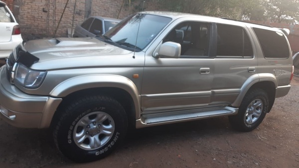 Mientras estaba de guardia, le robaron la camioneta a una enfermera - Unicanal