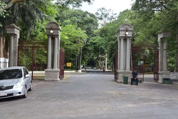 Centenario del Parque Caballero: desidia de Nenecho apeligra mejoras - Nacionales - ABC Color