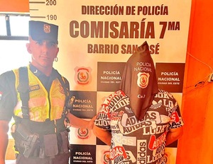 Atrapan a un hombre por acosar a una adolescente en plaza de CDE - La Clave