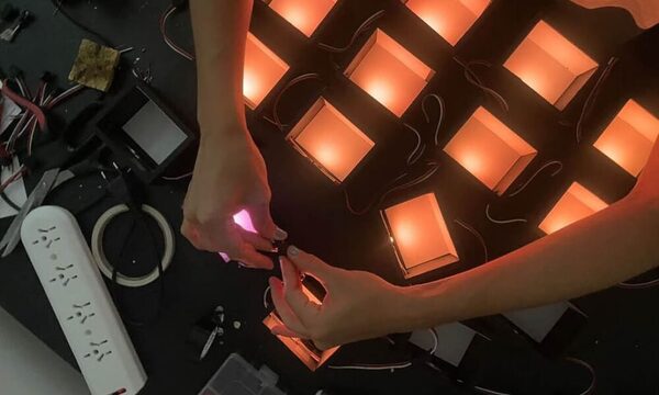 Work in Progress: Laura Mandelik y Gabriela Mercado, proyecto “Switch”
