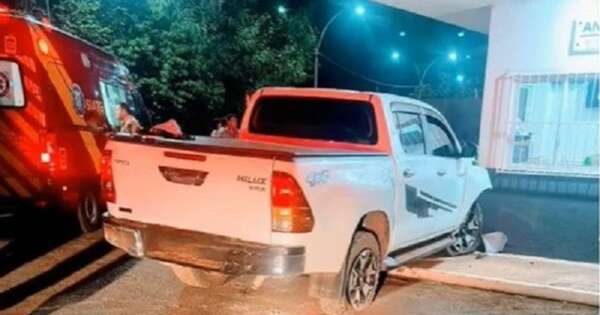 Diario HOY | Robacoches paraguayo resulta herido durante persecución policial en Foz