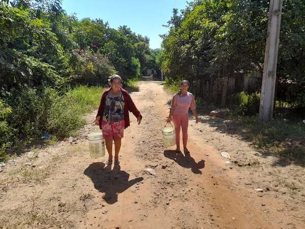 Crisis hídrica en Ayolas: piden a Yacyretá construcción de planta de agua, pero binacional se niega - Nacionales - ABC Color
