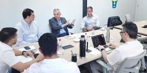 Gobierno dinamiza gestiones para el inicio de obras de Paracel, la planta celulosa que invertirá US$ 4.000 millones