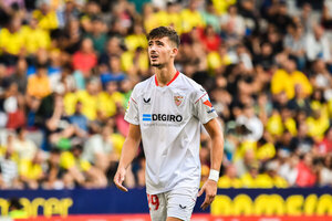 Versus / Un jugador de Sevilla fue detenido por estar implicado en apuestas ilegales