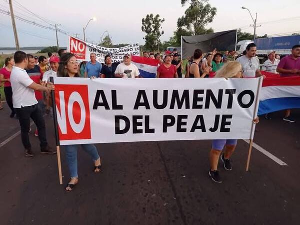 Pobladores de Luque y San Bernardino se sienten defraudados tras reunión con la ministra del MOPC