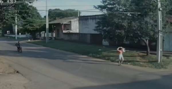Joven hizo huir a golpes a dos motochorros en Guarambaré - Policiales - ABC Color