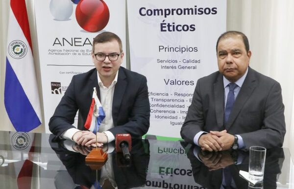 Aneaes y Círculo Paraguayo de Médicos coordinan acciones para fortalecer la educación médica en el país - .::Agencia IP::.