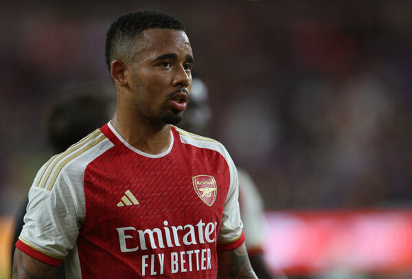 Versus / Arsenal confirma la grave lesión de rodilla de Gabriel Jesus