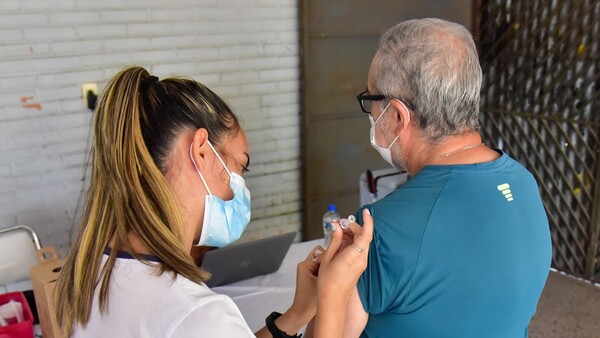 ¿Qué pasa si se repite la vacuna contra la fiebre amarilla?