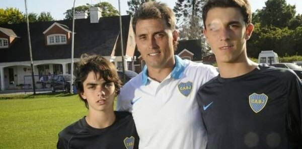 Versus / ¡Ahora le toca a su hijo! Otro Soñora que se pone la camiseta de Cerro más de 20 años después