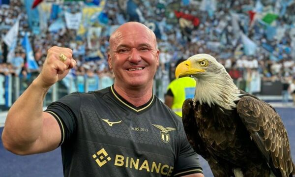 Lazio rajó al cuidador de “Olimpia” por mostrar su “nepe” postizo