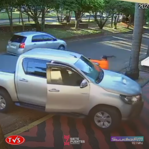 VIOLENTO ASALTO A CAMBISTAS: ARMA UTILIZADA PERTENECÍA A UN POLICÍA - TVS