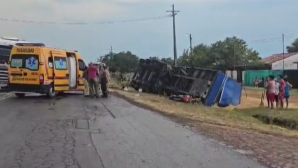 Paraguarí: Futbolista amateur fallece en accidente provocado por bache en Ruta PY01