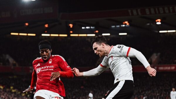 Liverpool sofoca la rebelión del Forest