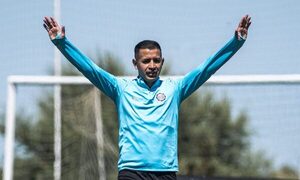 Se suspendió el amistoso que Olimpia e Independiente debían jugar esta noche