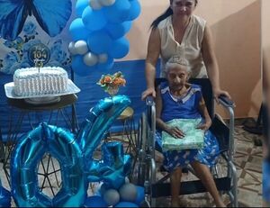 Abuela celebró 104 años de vida en Concepción