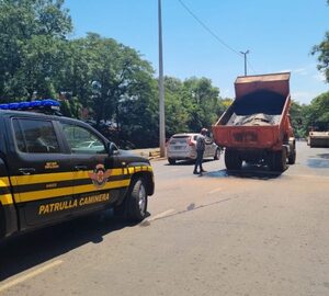 Dan respuestas a reclamo de bacheo sobre Ruta Py 02