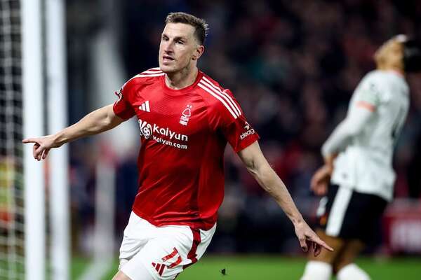 Premier League: Nottingham frenó al líder - Fútbol Internacional - ABC Color