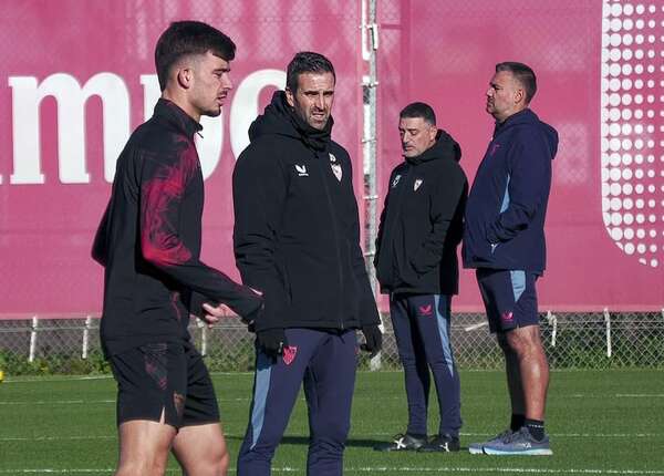 El Sevilla respetará la “presunción de inocencia” de Kike Salas - Fútbol Internacional - ABC Color