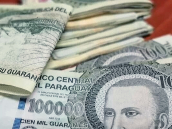 Gobierno reafirma compromiso con salario mínimo