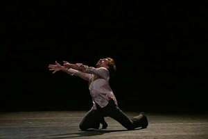 Círculo de Críticos de Arte de Chile premia la labor del bailarín paraguayo Fabián Leguizamón - Cultura - ABC Color