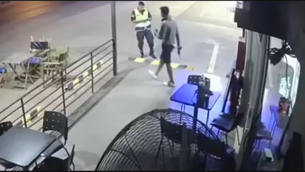 Policía presenció asalto a surtidor y no reaccionó