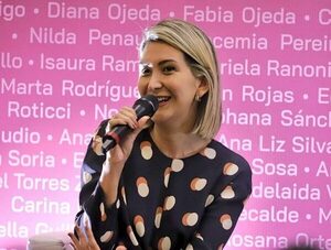 Ministra del Trabajo descarta eliminación del salario mínimo en Paraguay · Radio Monumental 1080 AM