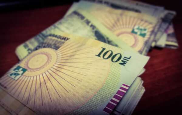 Las desventajas del salario mínimo, un análisis económico y político