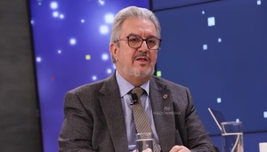 UIP rechaza reducir el horario laboral en el sector privado - ADN Digital