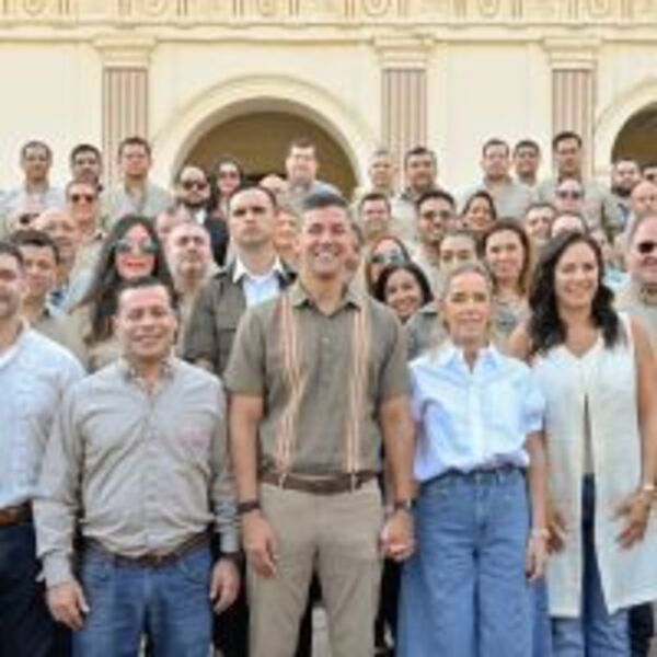Inician obras de infraestructura y sistema de iluminación en el microcentro de Asunción. :: Presidencia de la República del Paraguay