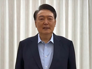 Arrestan al presidente destituido Yoon Suk-yeol