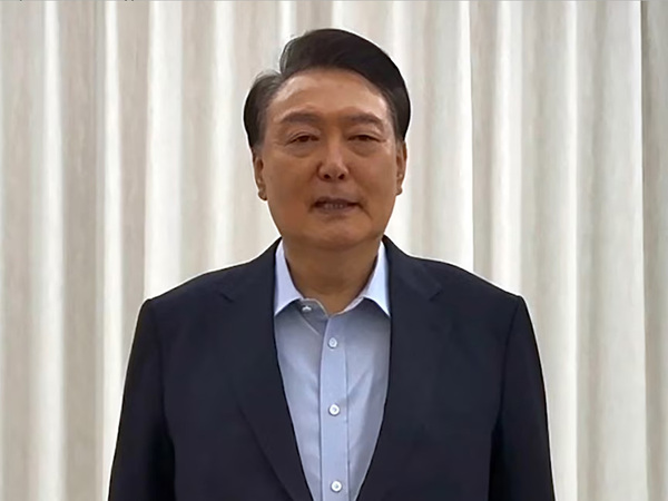Arrestan al presidente destituido Yoon Suk-yeol