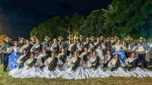 Angatupyry lanza Eku'éke, Danza para Todos