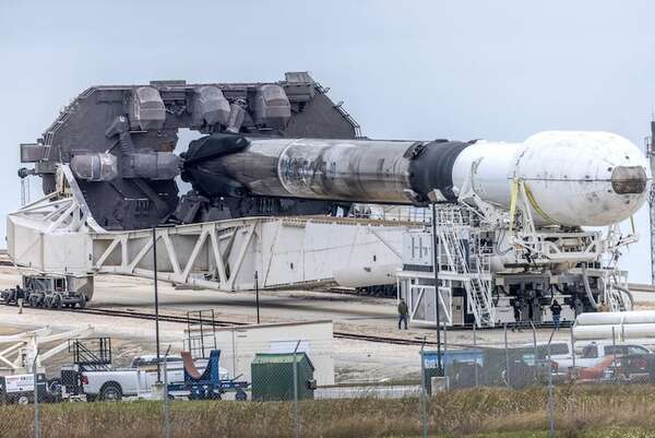 Misión a la Luna: se lanzó el cohete Falcon 9 con dos módulos de aterrizaje privados - Ciencia - ABC Color