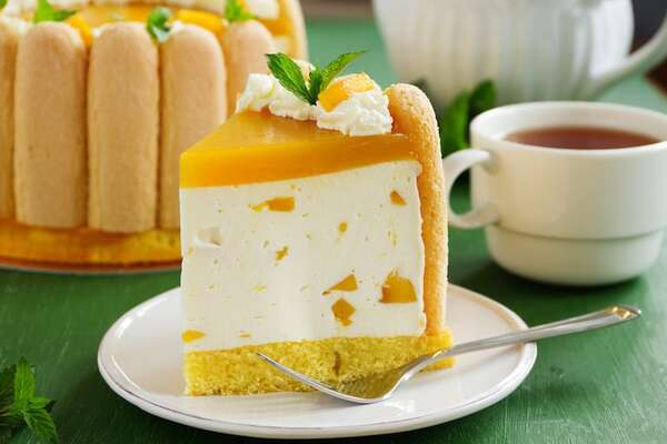 Postre sabroso y vistoso: charlotte de mango con vainillas caseras - Gastronomía - ABC Color