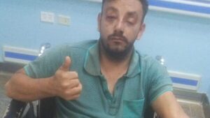 Un hombre recibió una paliza de parte de dos travestis