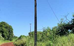 Hombre sufre quemaduras tras descarga eléctrica de alta tensión en Edelira