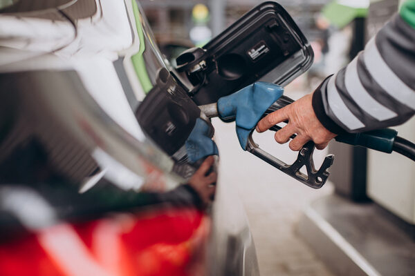 Importación de combustibles movió USD 2.037 millones, con las naftas liderando en crecimiento - MarketData