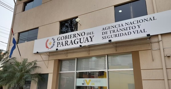 Ordenan a municipios cumplir con Ley de unificación de patentes de vehículos