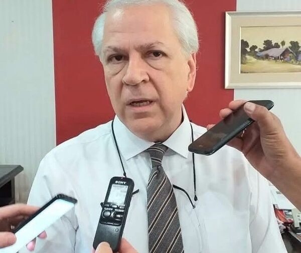 Paciente ataca con cuchillo al gerente del Hospital Tesãi