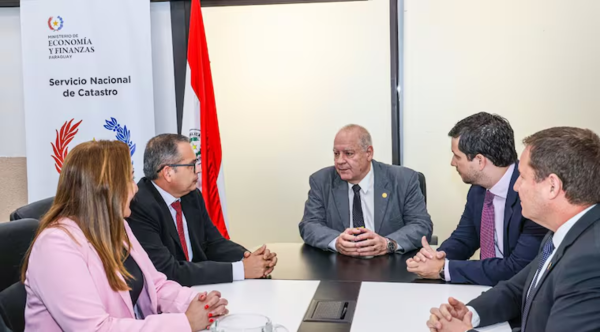 Autoridades evalúan progreso del Registro Unificado Nacional (RUN) en el Servicio de Catastro