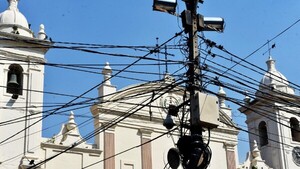 Por estética y seguridad del casco histórico, retirarán cableado aéreo