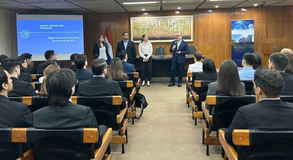 BCP incorpora nuevos funcionarios tras Concurso Público