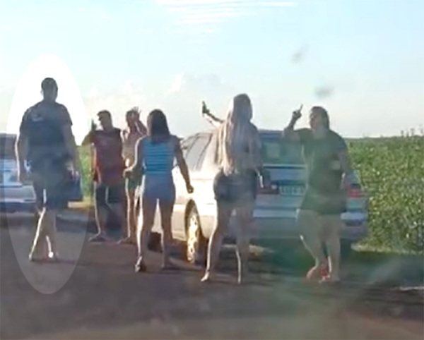Suboficial de Policía alcoholizado persigue y balea automóvil en que iba una familia - La Clave