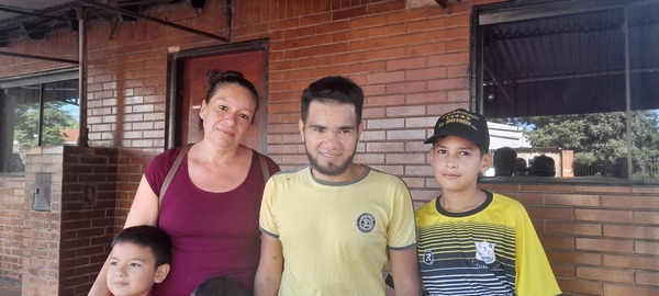Joven pide ayuda de la ciudadanía para recuperar la visión
