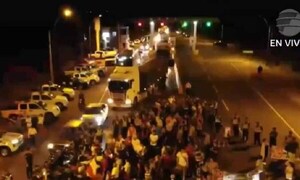 Pobladores de Coronel Bogado endurecen protesta contra la suba del peaje – Prensa 5