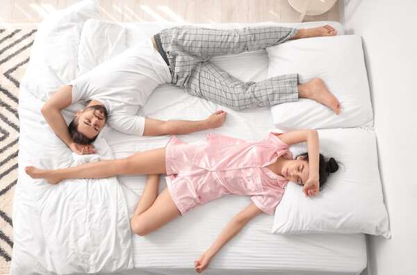 Cuál es la mejor postura para dormir: consejos para un sueño profundo y placentero - Estilo de vida - ABC Color