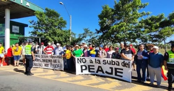 Tildan de "impopular e imprudente" la suba de precios de peaje - 1000 Noticias
