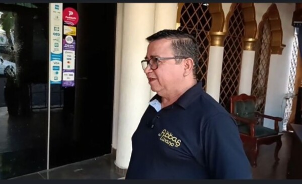 Balean local gastronómico árabe en Ciudad del Este